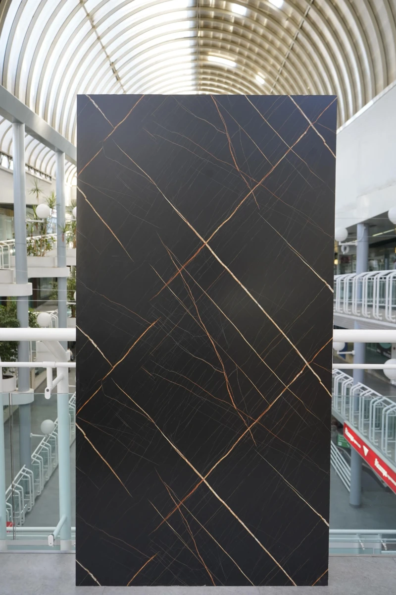 PVC Thassos Gold Mate